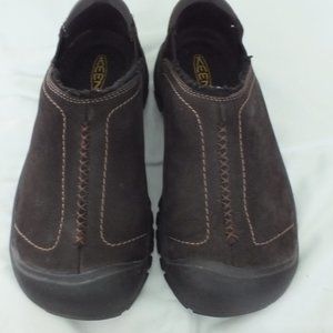 Keen slip on shoes